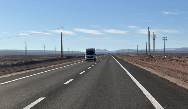 REPARACIÓN DE BERMAS Y PAVIMENTACIÓN TRAMO 1 DE LA RUTA ORIENTE; MINERA CENTINELA, GRUPO ANTOFAGASTA MINERALS.